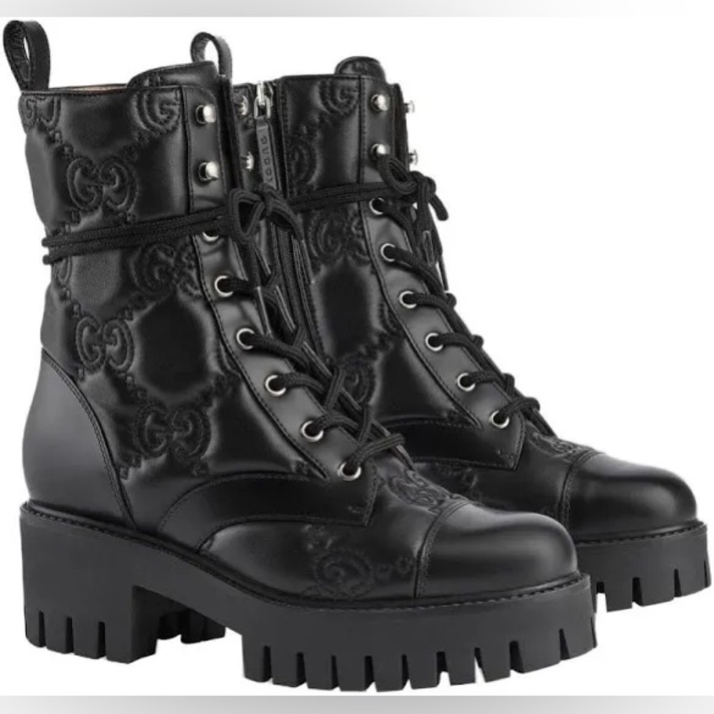 Gucci boots size 40 GG logo combat boots